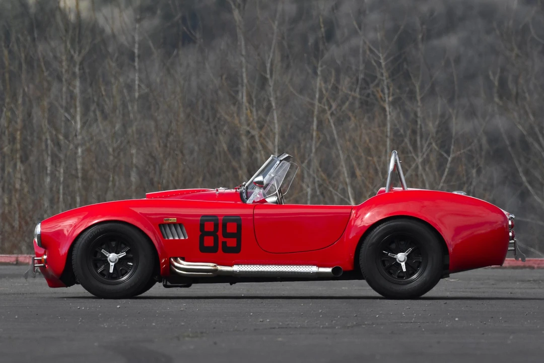 Shelby Cobra Replica - Image 21 of 31