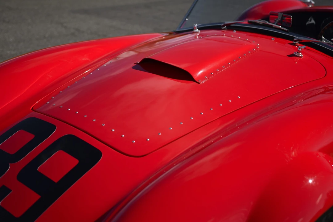 Shelby Cobra Replica - Image 29 of 31
