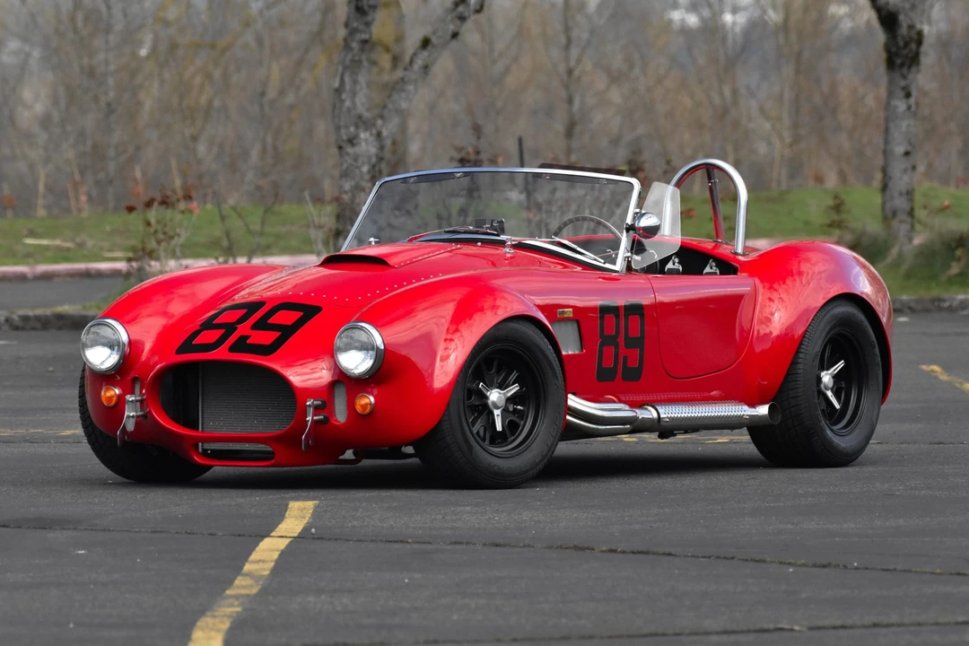 Shelby Cobra Replica - Image 25 of 31