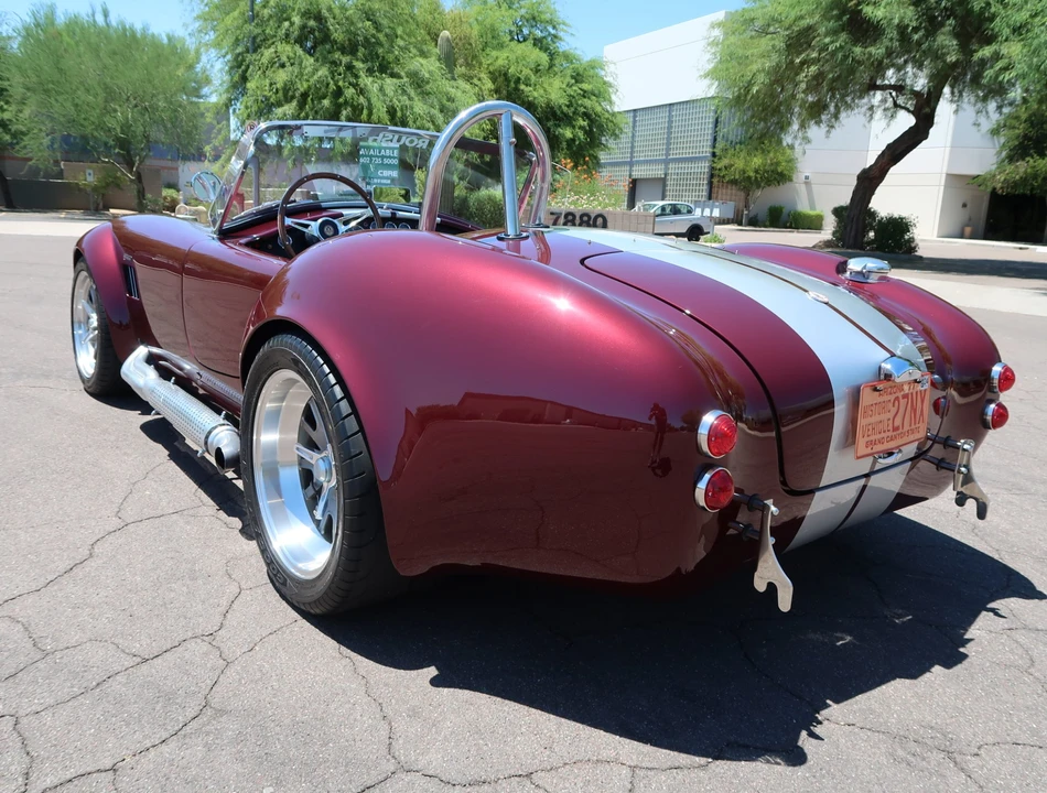 Shelby Cobra Replica - Image 11 of 31