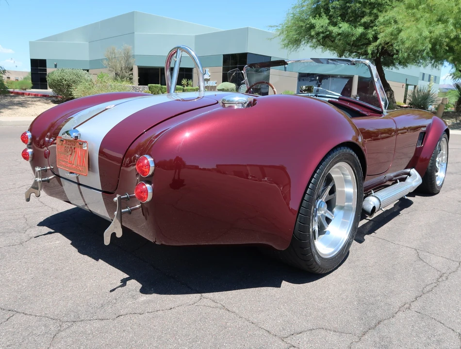 Shelby Cobra Replica - Image 16 of 31