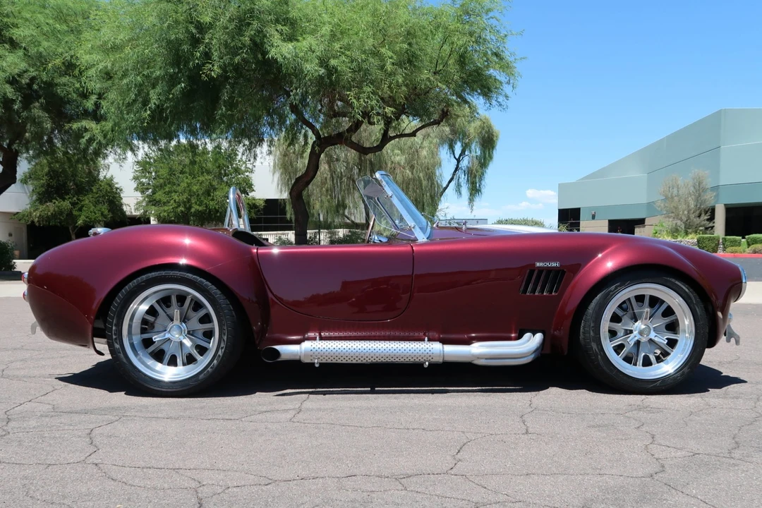 Shelby Cobra Replica - Image 19 of 31