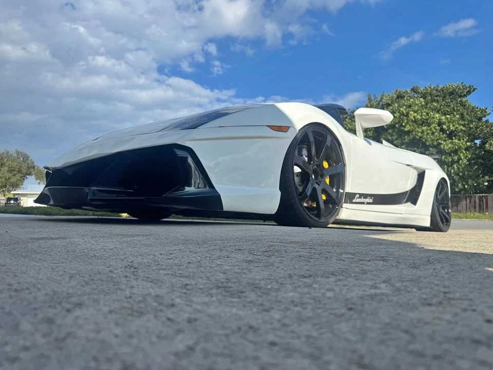 2010 Lamborghini Gallardo - Image 2 of 11