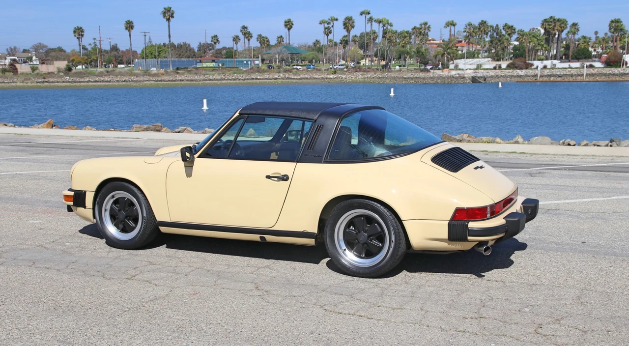 1981 Porsche 911 Carrera SC - Image 10 of 31