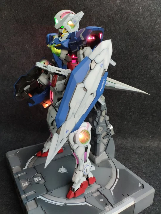 Parts & Memorabilia Scale Models - Image 2 of 10