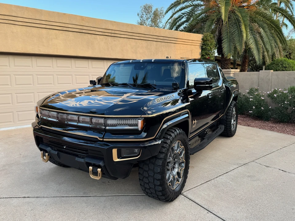 2024 GMC Hummer EV - Image 31 of 31