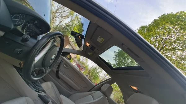 2009 BMW E81/E82/E88 1 Series - Image 14 of 21