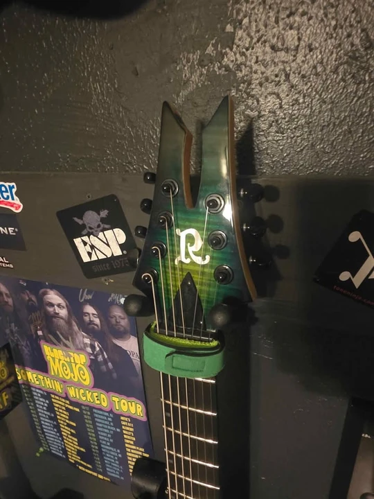 Parts & Memorabilia Scale Models - Image 3 of 6
