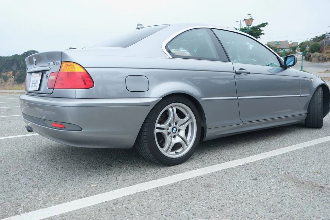 2004 BMW E46 330i & 330Ci - Image 5 of 23