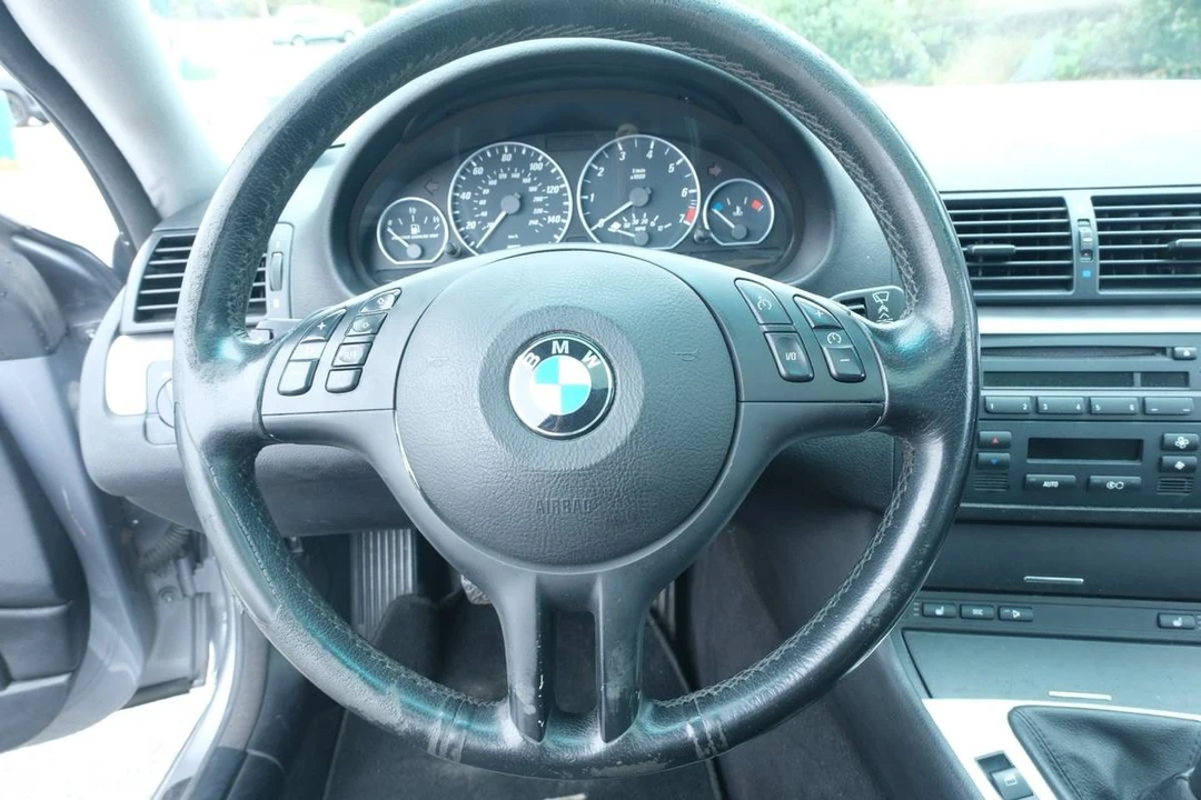 2004 BMW E46 330i & 330Ci - Image 16 of 23