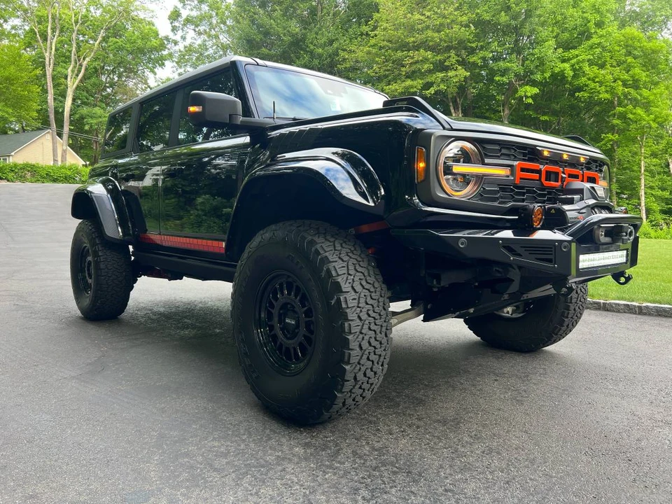 2023 Ford Bronco Raptor 6th Gen - Image 6 of 23