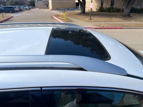 2012 Lexus RX 3rd Gen - Image 5 of 20