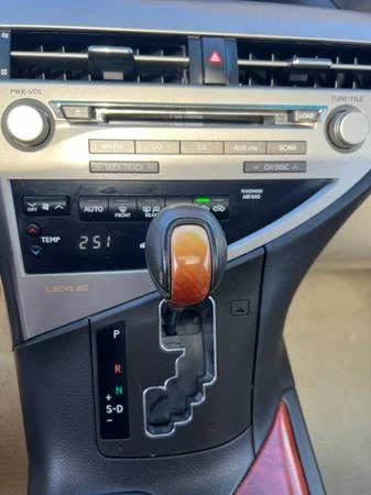 2012 Lexus RX 3rd Gen - Image 11 of 20