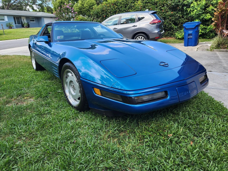 Chevrolet Corvette - Image 12 of 14