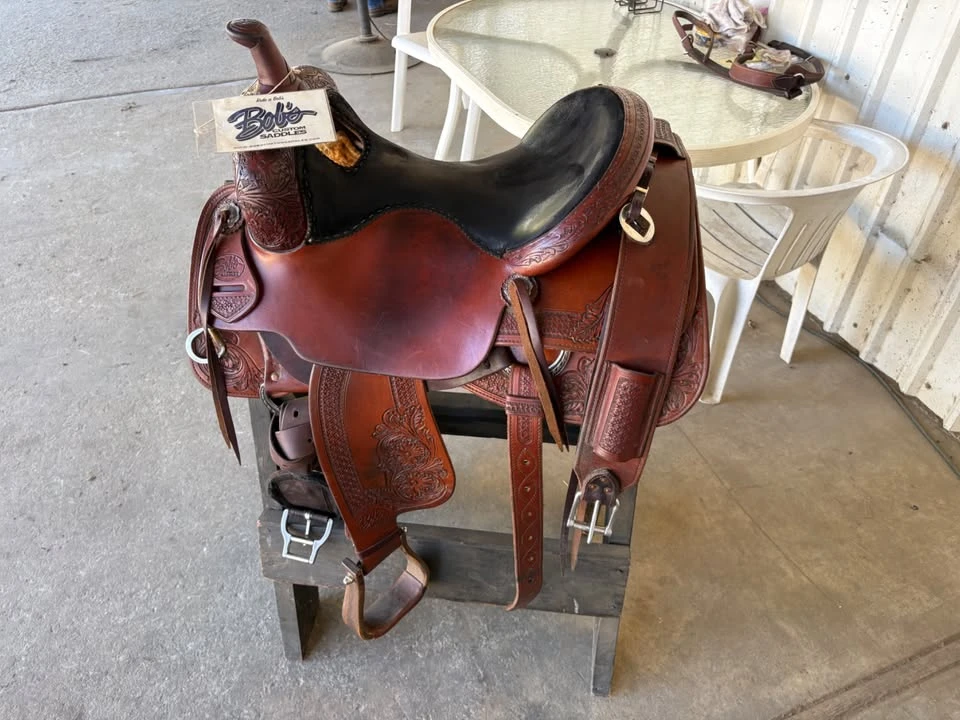 Parts & Memorabilia Seats & Interior - Image 4 of 4