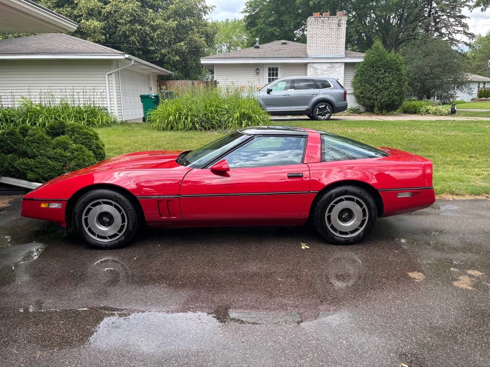1984 Chevrolet Corvette C4 - Image 2 of 3