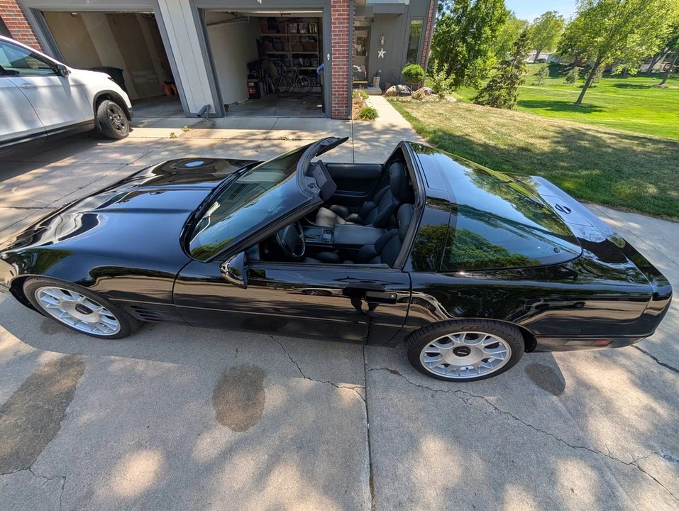 1993 Chevrolet Corvette C4 - Image 3 of 14