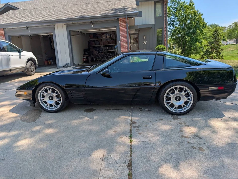 1993 Chevrolet Corvette C4 - Image 13 of 14