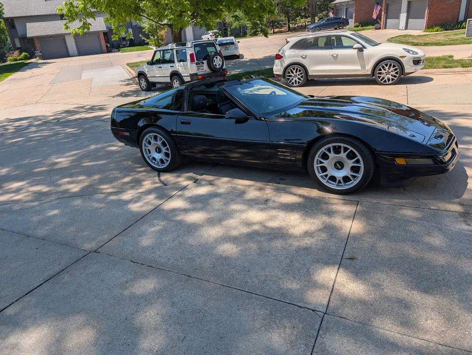 1993 Chevrolet Corvette C4 - Image 2 of 14