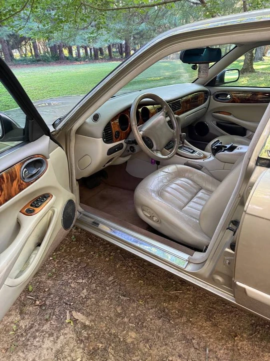 1999 Jaguar X308 XJ - Image 6 of 7