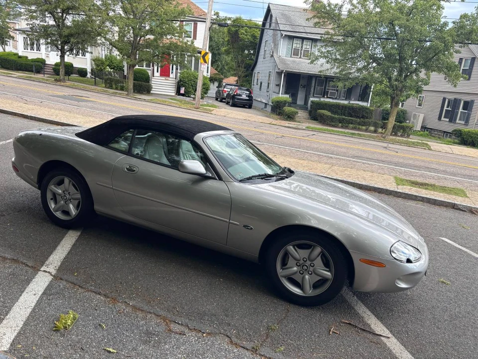1999 Jaguar X100 XK8 - Image 9 of 14