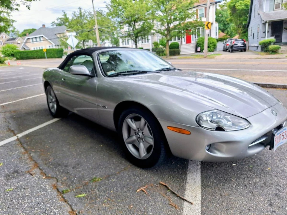 1999 Jaguar X100 XK8 - Image 11 of 14