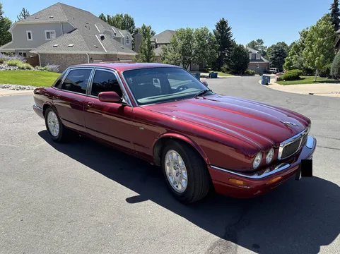 2001 Jaguar XJ8