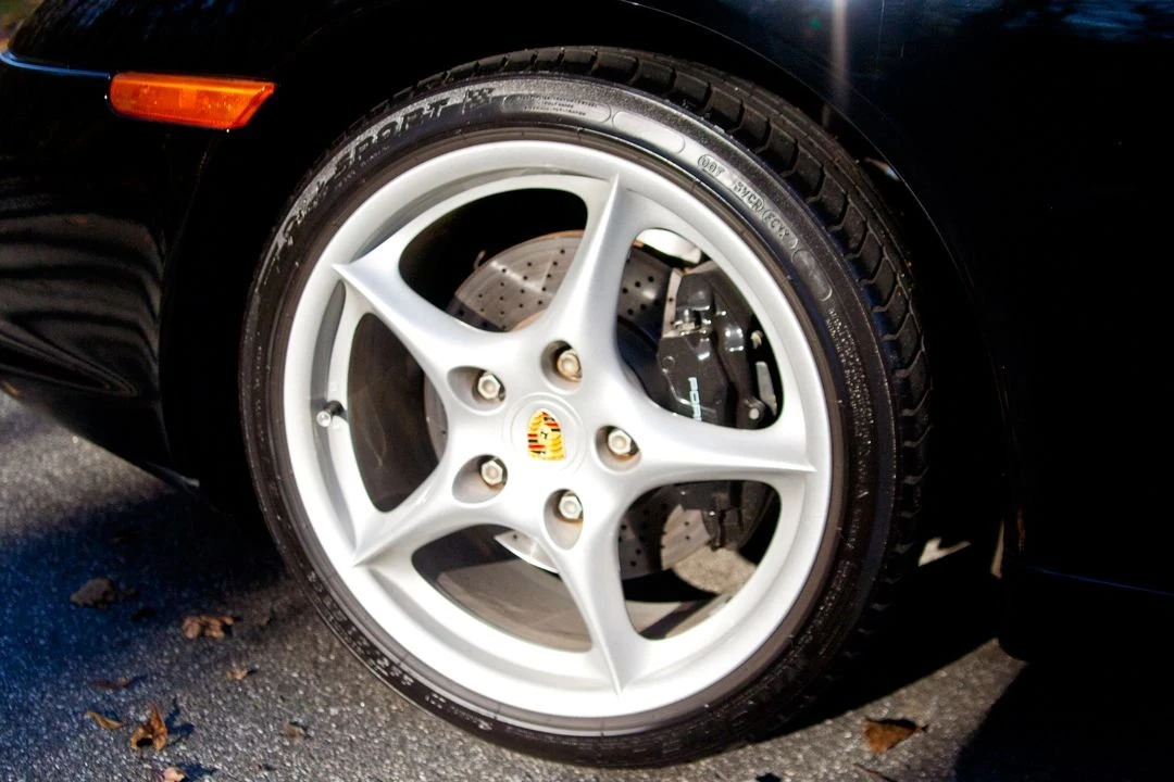 2004 Porsche 996 Carrera - Image 5 of 31