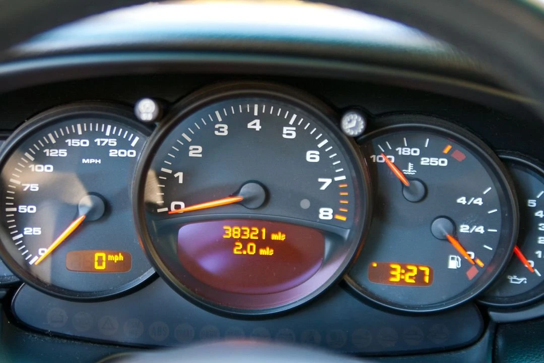 2004 Porsche 996 Carrera - Image 10 of 31