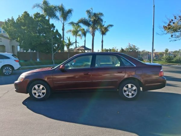 2004 Toyota Avalon 1st Gen - Image 9 of 16