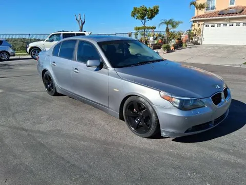 2005 BMW 525i