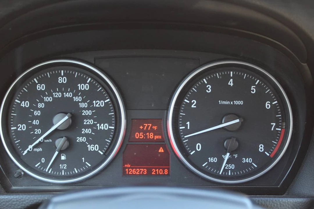 2007 BMW E93 3 Series Convertible - Image 16 of 24
