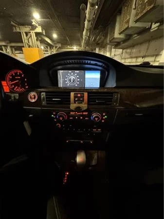 2009 BMW E90 3 Series Sedan - Image 12 of 13