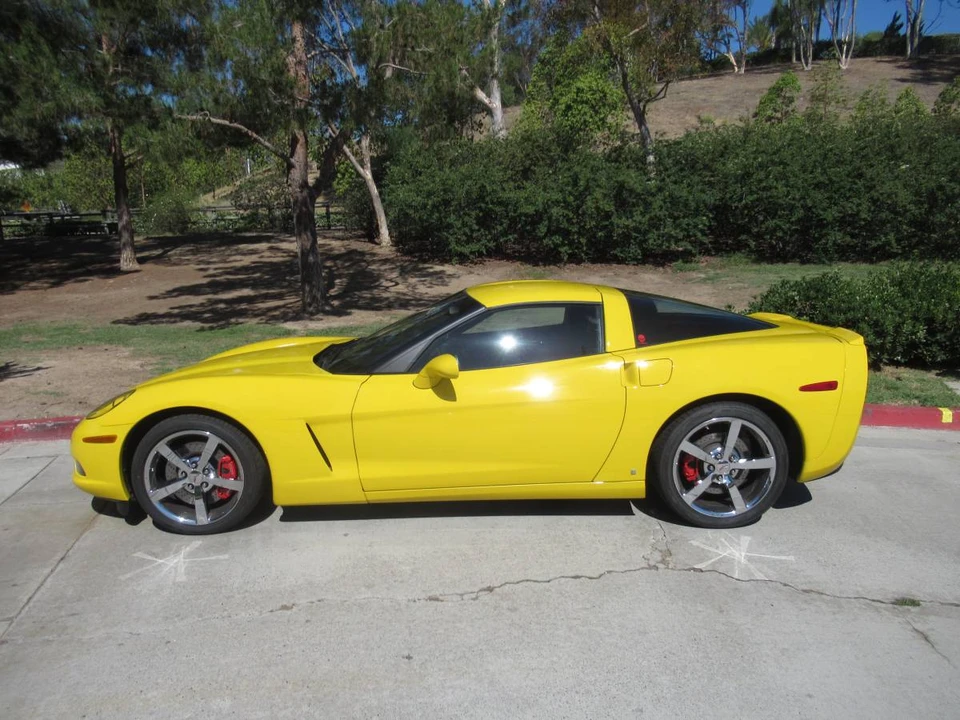 2009 Chevrolet Corvette C6 - Image 2 of 24