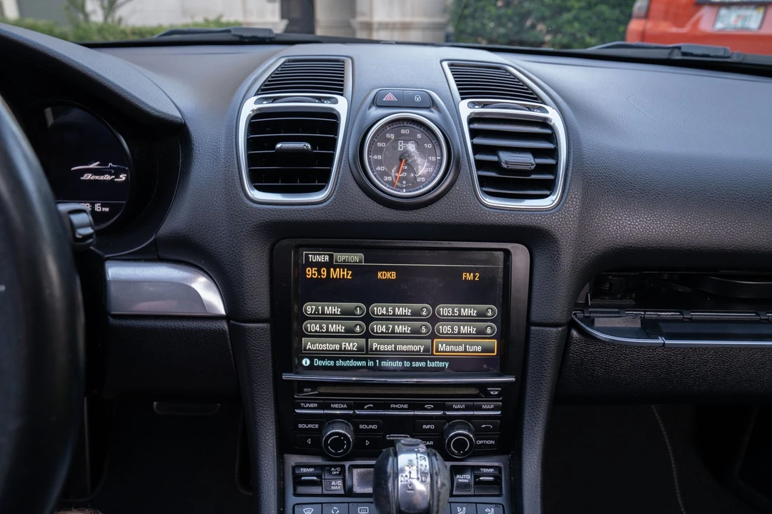 2013 Porsche 981 Boxster S - Image 12 of 31