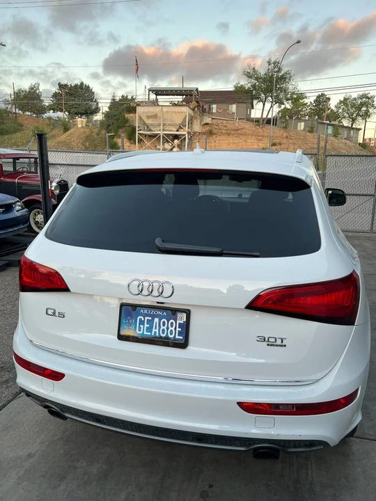2015 Audi 8R Q5 - Image 4 of 8