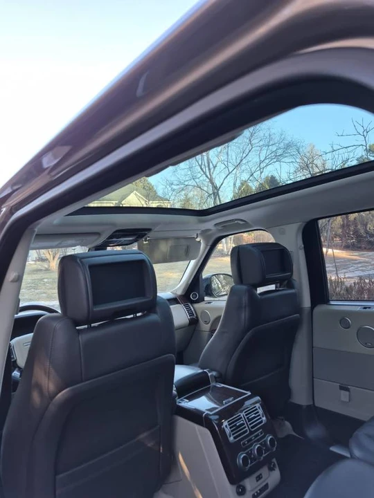 2015 Land Rover Range Rover L405 - Image 10 of 14