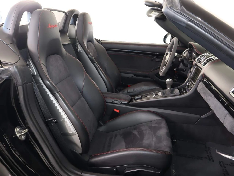 2016 Porsche 981 Boxster Spyder - Image 12 of 12