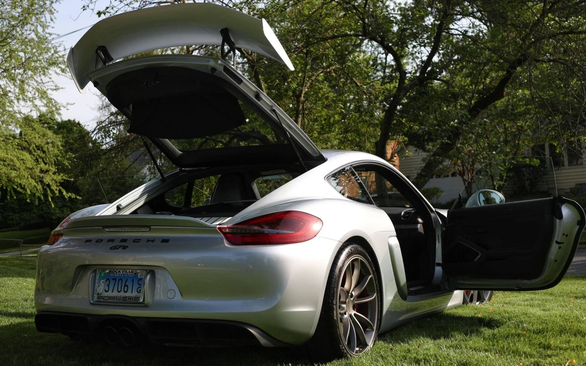 2016 Porsche 981 Cayman GT4 - Image 3 of 6