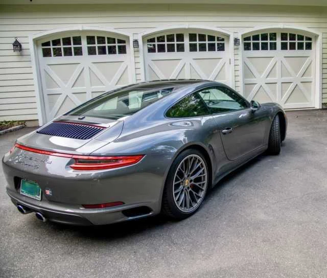 2017 Porsche 991 Carrera 4S - Image 25 of 31