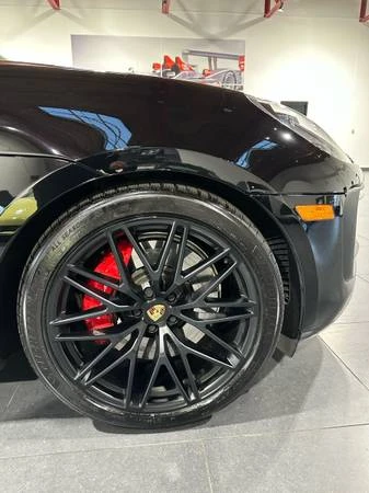 2023 Porsche Macan GTS - Image 8 of 21