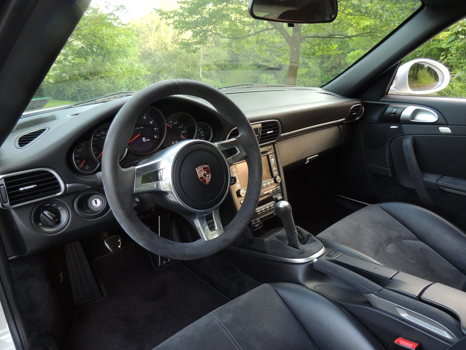 2011 Porsche 997 Carrera GTS - Image 9 of 23