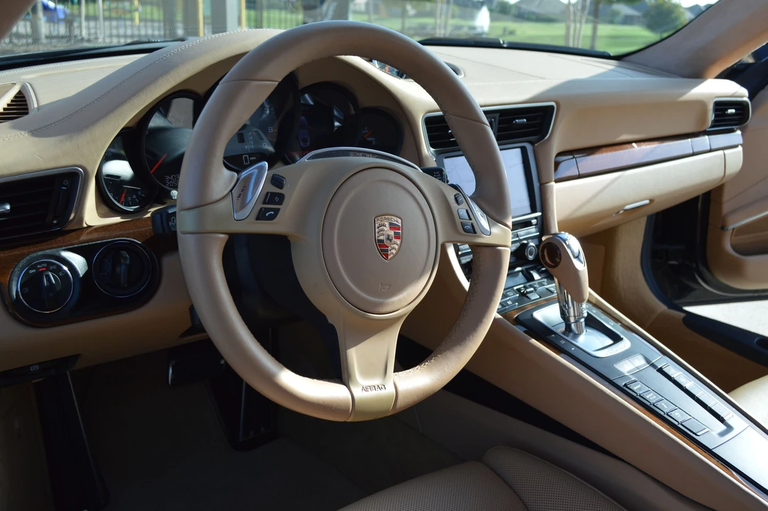 2013 Porsche 991 Carrera S - Image 11 of 29