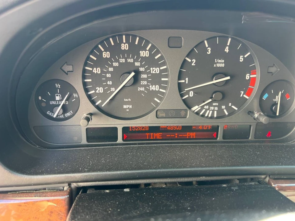 2000 BMW E39 540i - Image 2 of 15