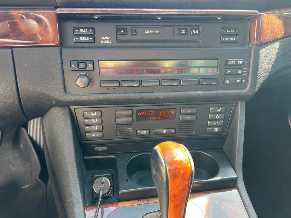 2000 BMW E39 540i - Image 14 of 14