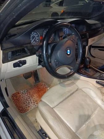 2011 BMW E93 335i Convertible - Image 3 of 7