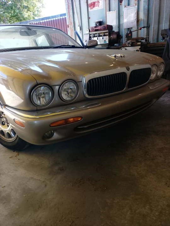 2000 Jaguar X308 XJ - Image 2 of 7