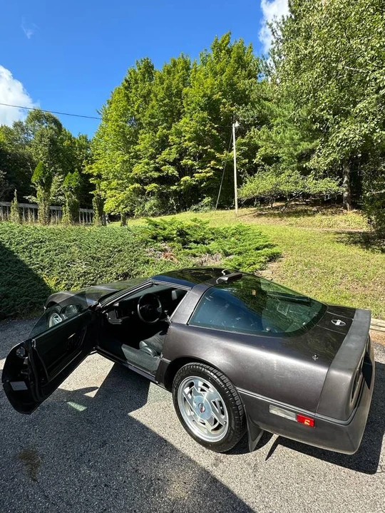 1989 Chevrolet Corvette C4 - Image 18 of 20