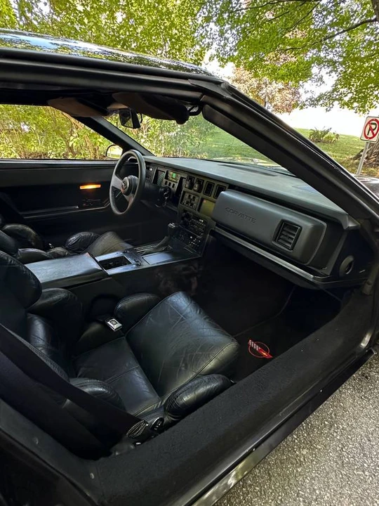 1989 Chevrolet Corvette C4 - Image 16 of 20