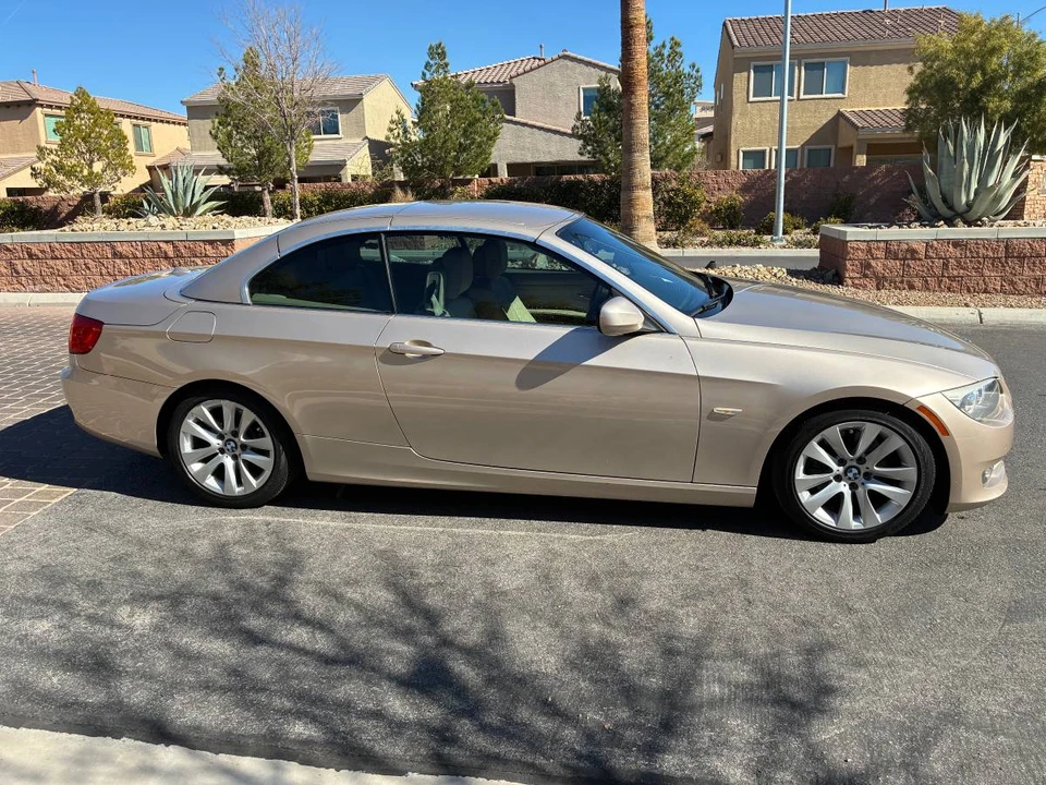 2013 BMW E93 3 Series Convertible - Image 4 of 11